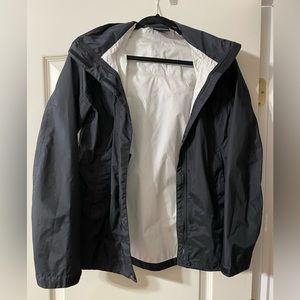 Marmot rain jacket with hood- very good condition.
